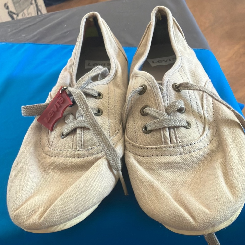 Levi's Beige Casual Shoes 10